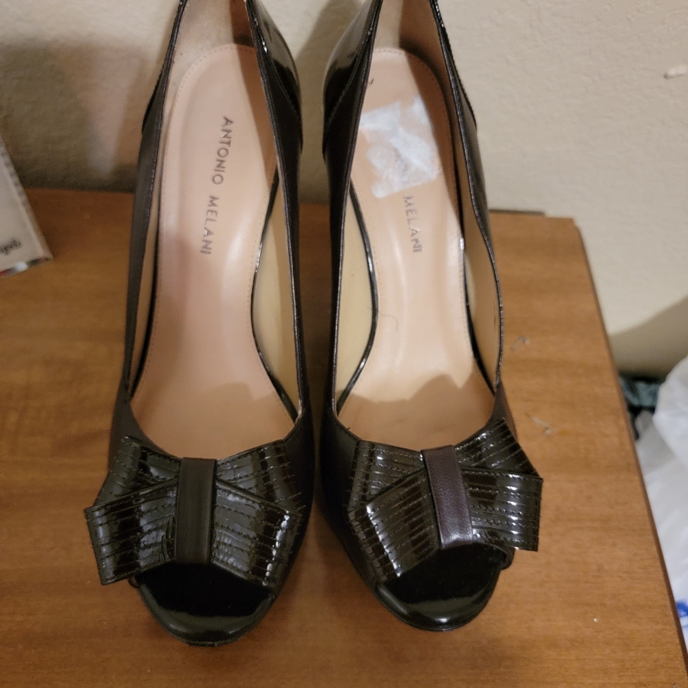Shoe